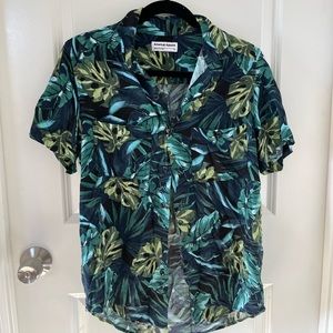 XS American Apparel forest jungle button up